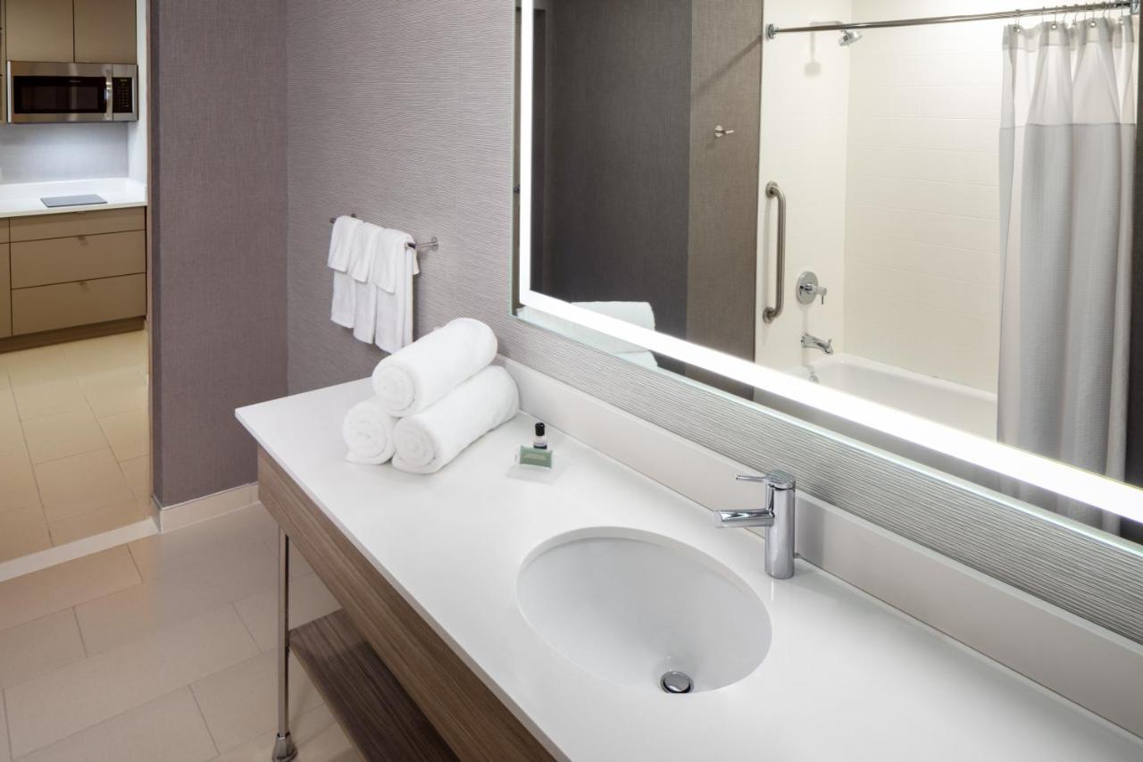 Springhill Suites By Marriott New York Jfk Airport Jamaica Екстер'єр фото