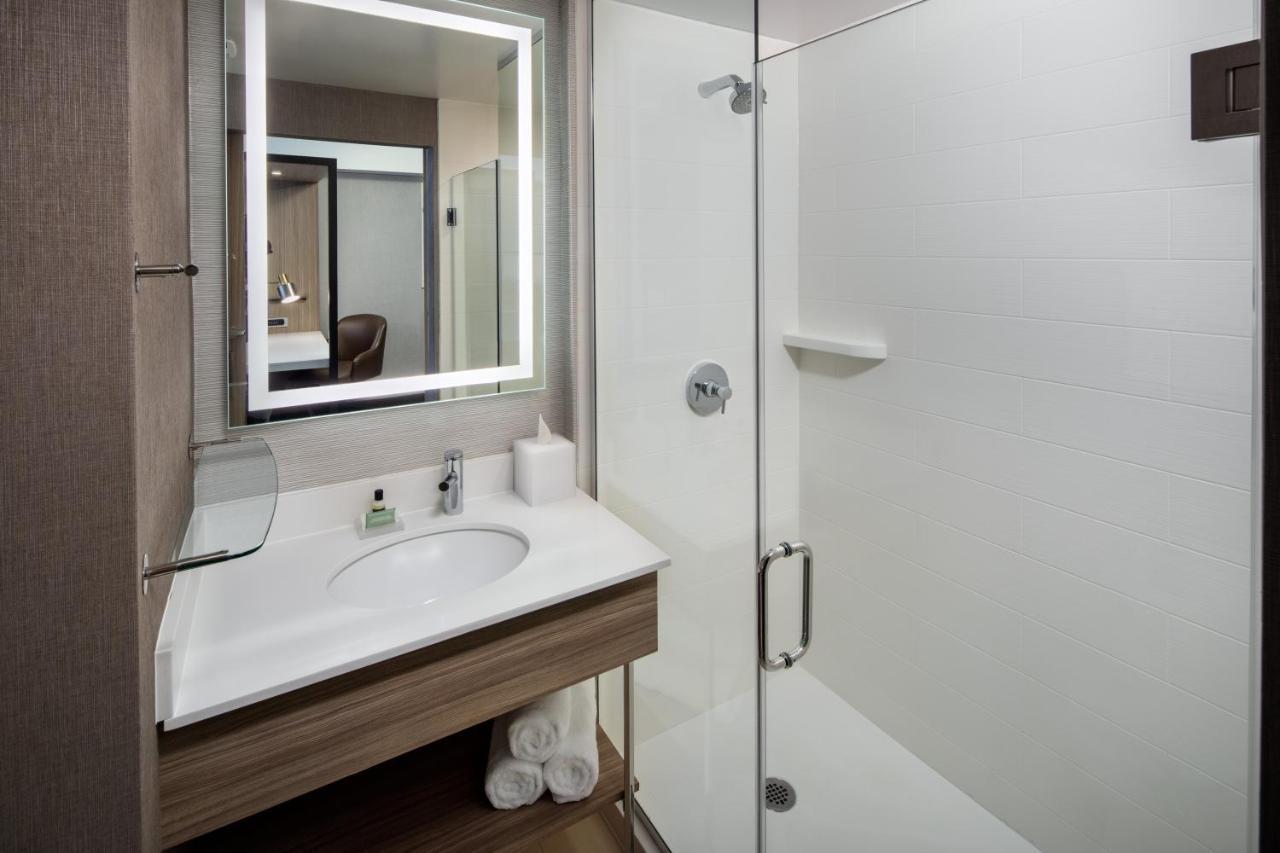 Springhill Suites By Marriott New York Jfk Airport Jamaica Екстер'єр фото