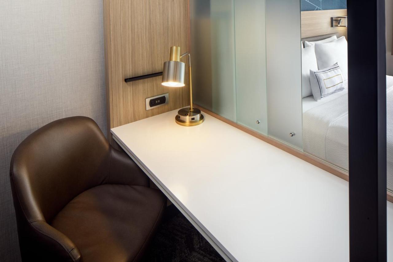 Springhill Suites By Marriott New York Jfk Airport Jamaica Екстер'єр фото